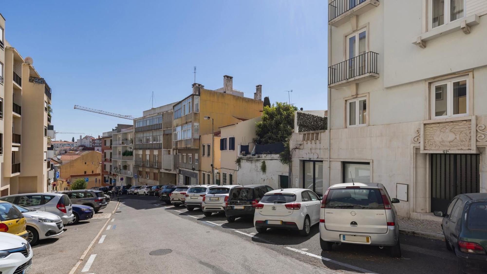 Homely 2Bdr Apartment With Terrace By Lovelystay Lissabon Buitenkant foto